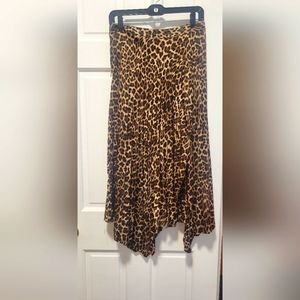 Leopard print skirt